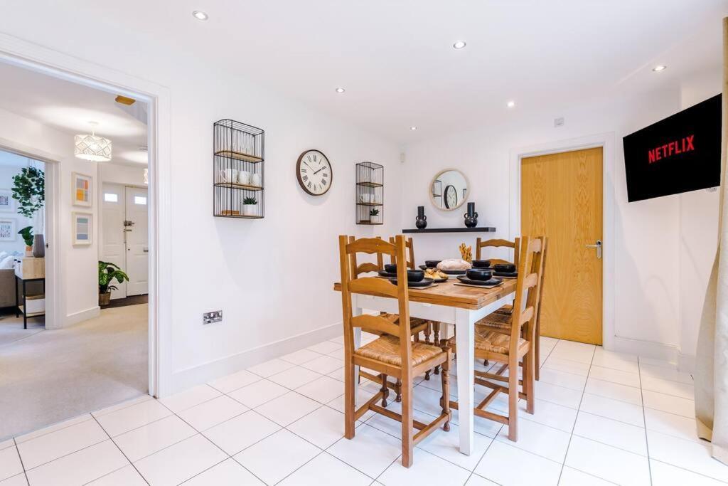 Luxurious Cosy 4Br Home Cheshire Saughall Exterior photo