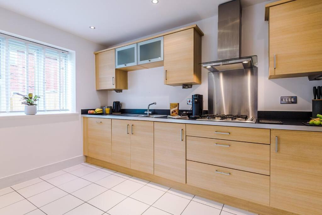 Luxurious Cosy 4Br Home Cheshire Saughall Exterior photo