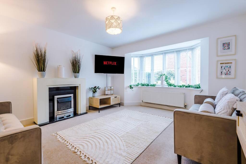 Luxurious Cosy 4Br Home Cheshire Saughall Exterior photo